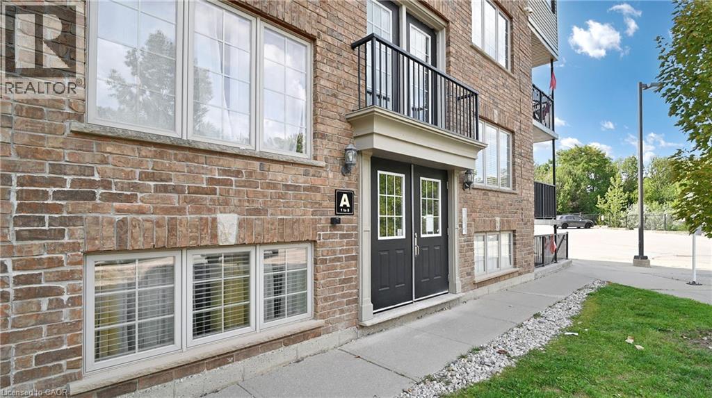 Photo 3 of 950 Highland Road W Unit 6, Kitchener ON