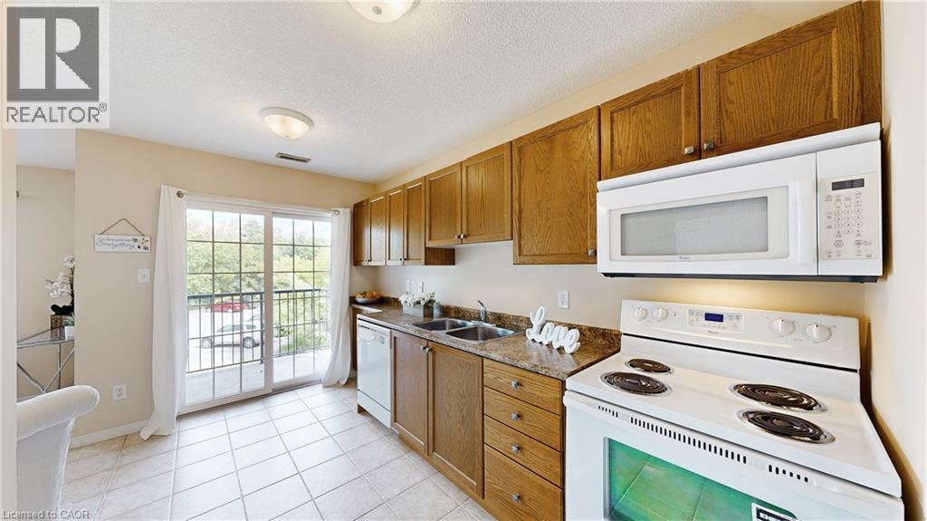 Photo 13 of 950 Highland Road W Unit 6, Kitchener ON