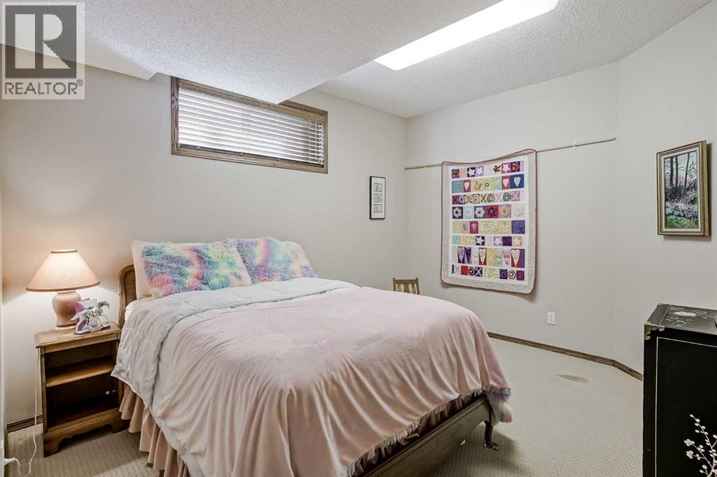 Photo 21 of 14 Kincora Terrace Nw, Calgary AB