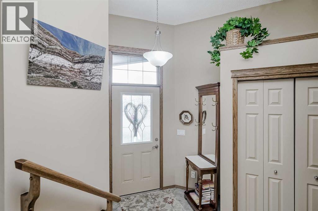 Photo 3 of 14 Kincora Terrace Nw, Calgary AB