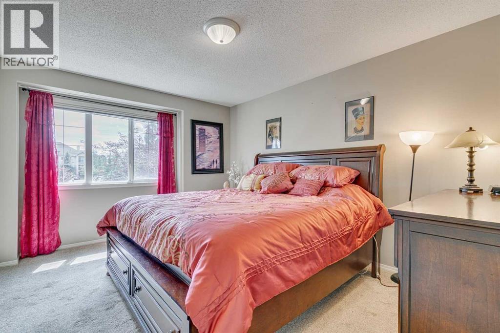 Photo 3 of 2382 Eversyde Avenue Sw, Calgary AB