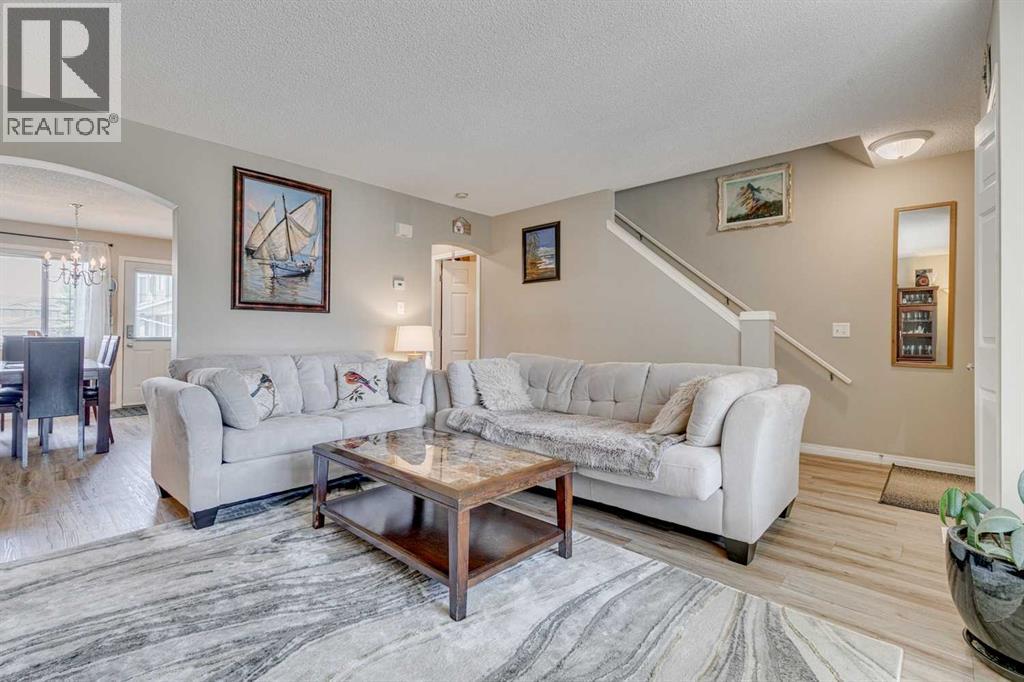 Photo 4 of 2382 Eversyde Avenue Sw, Calgary AB