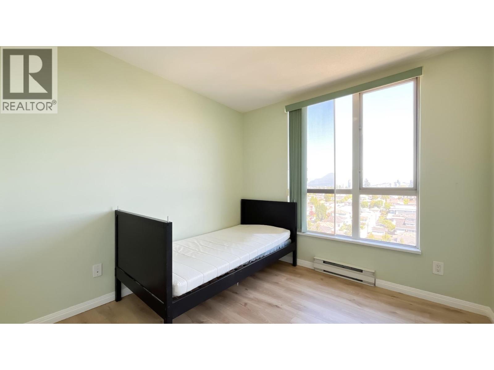 Photo 12 of 1508 5189 Gaston Street, Vancouver BC