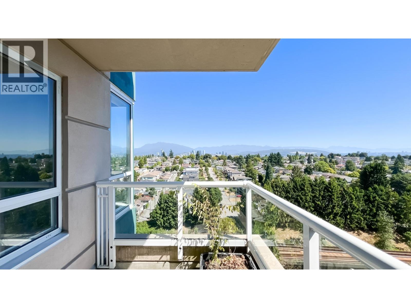 Photo 17 of 1508 5189 Gaston Street, Vancouver BC