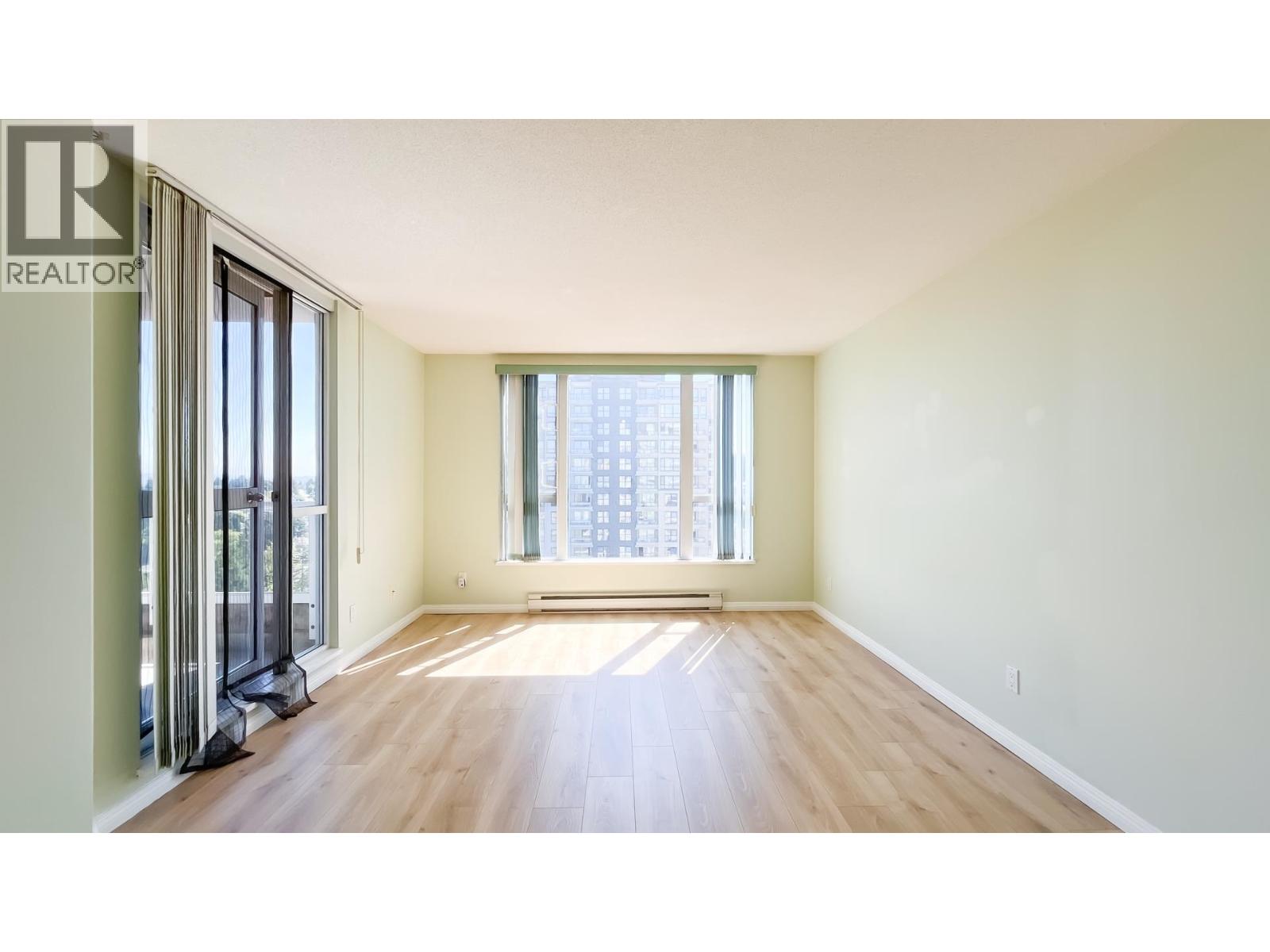 Photo 3 of 1508 5189 Gaston Street, Vancouver BC