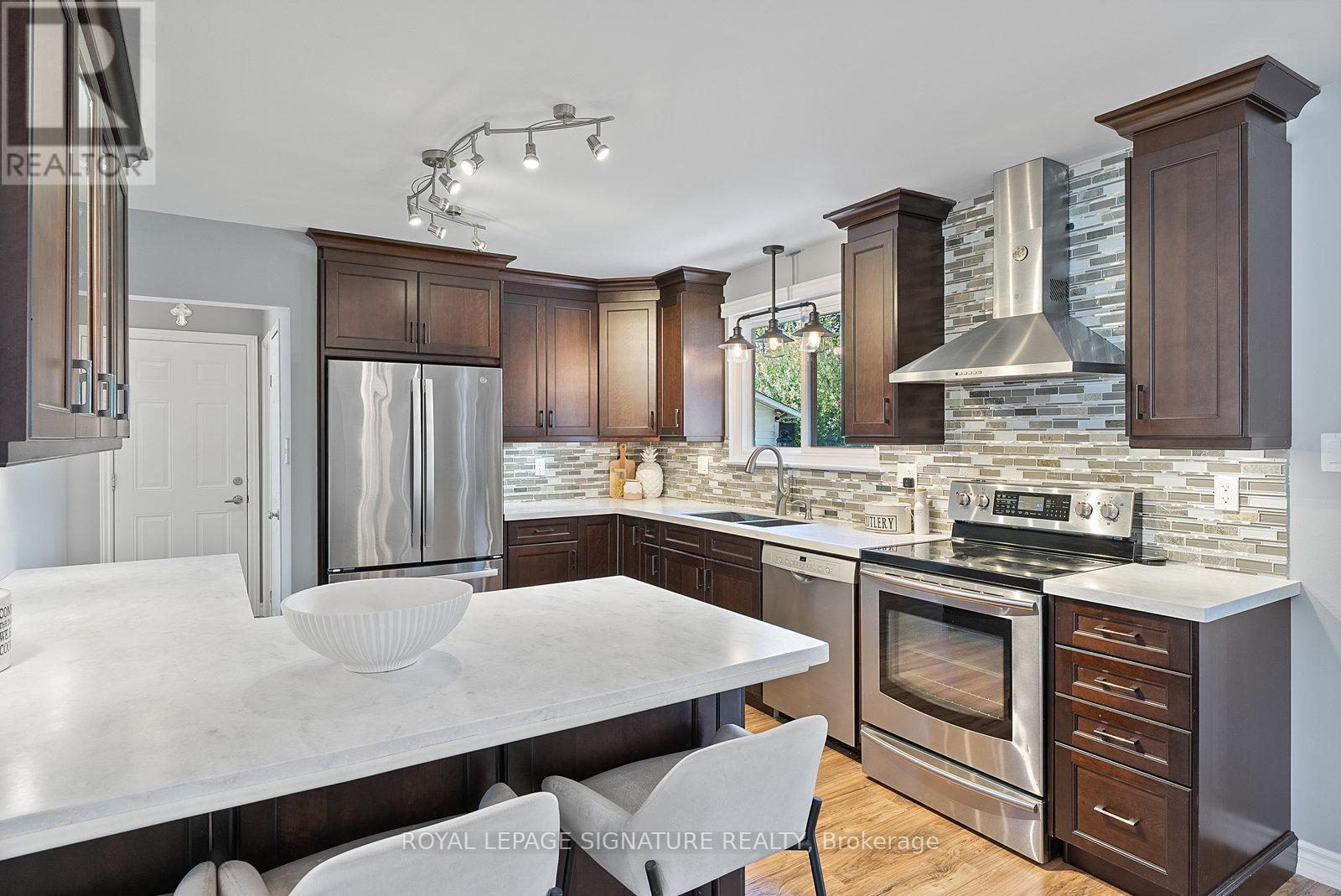 Photo 14 of 449 Bartley Bull Parkway, Brampton ON