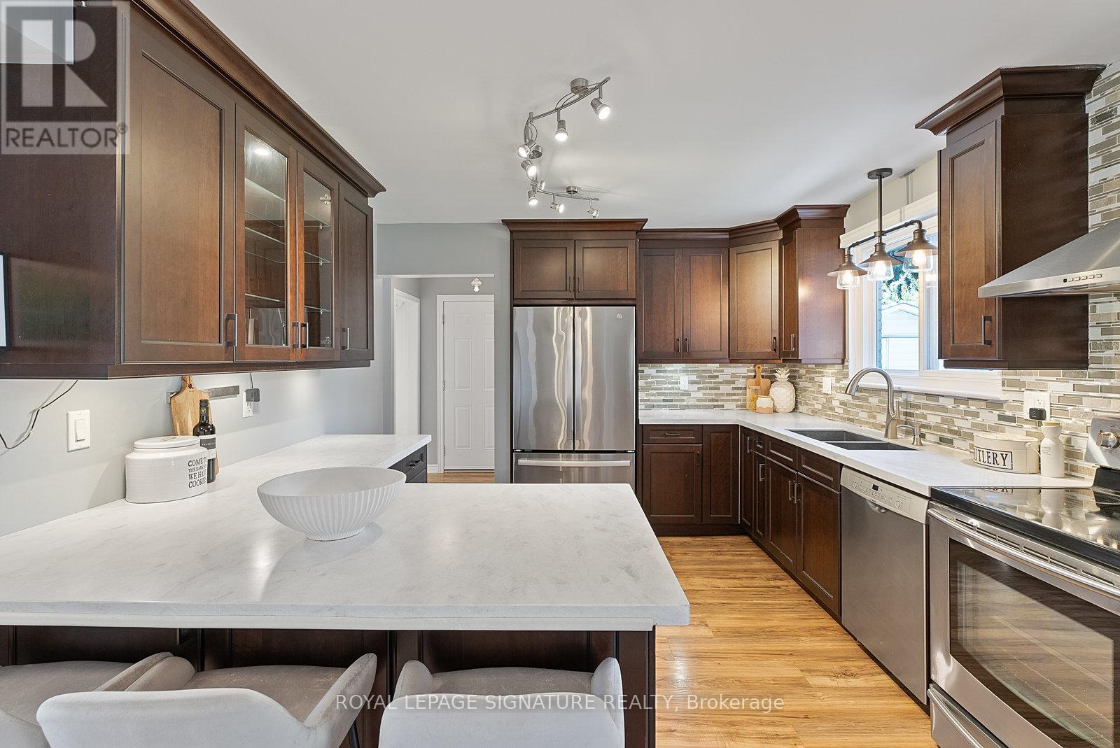 Photo 16 of 449 Bartley Bull Parkway, Brampton ON