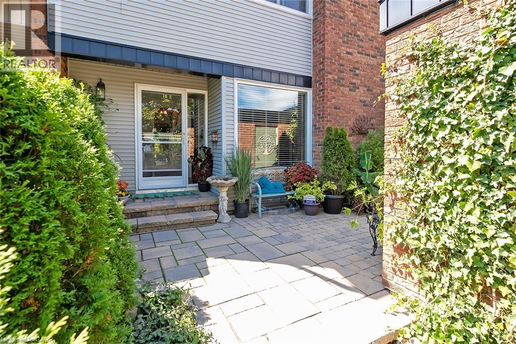 Photo 4 of 1580 Kerns Road Unit 5, Burlington ON