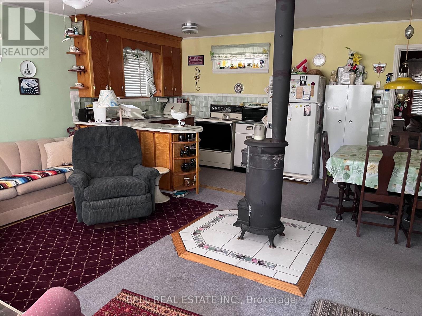 Photo 9 of 23 Valley View Lane, Trent Hills ON