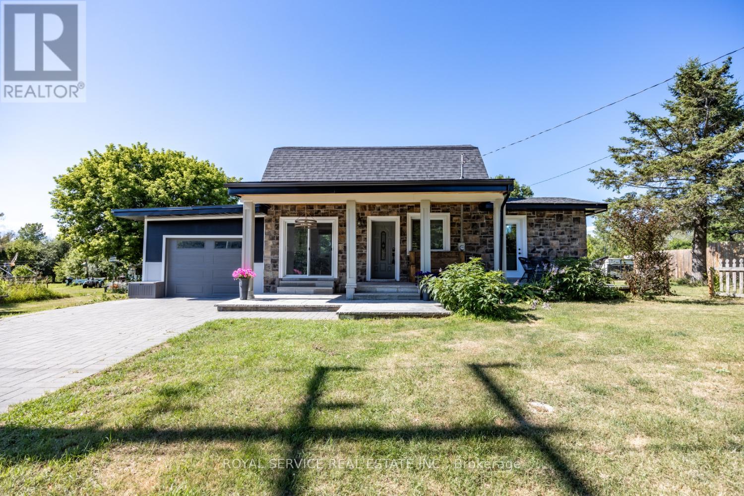 Photo 2 of 41 William Street, Cramahe ON