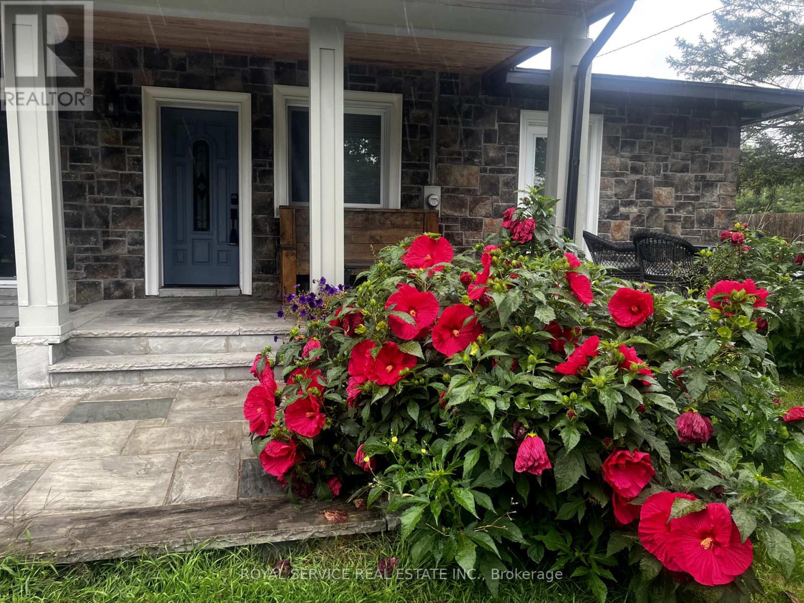 Photo 4 of 41 William Street, Cramahe ON