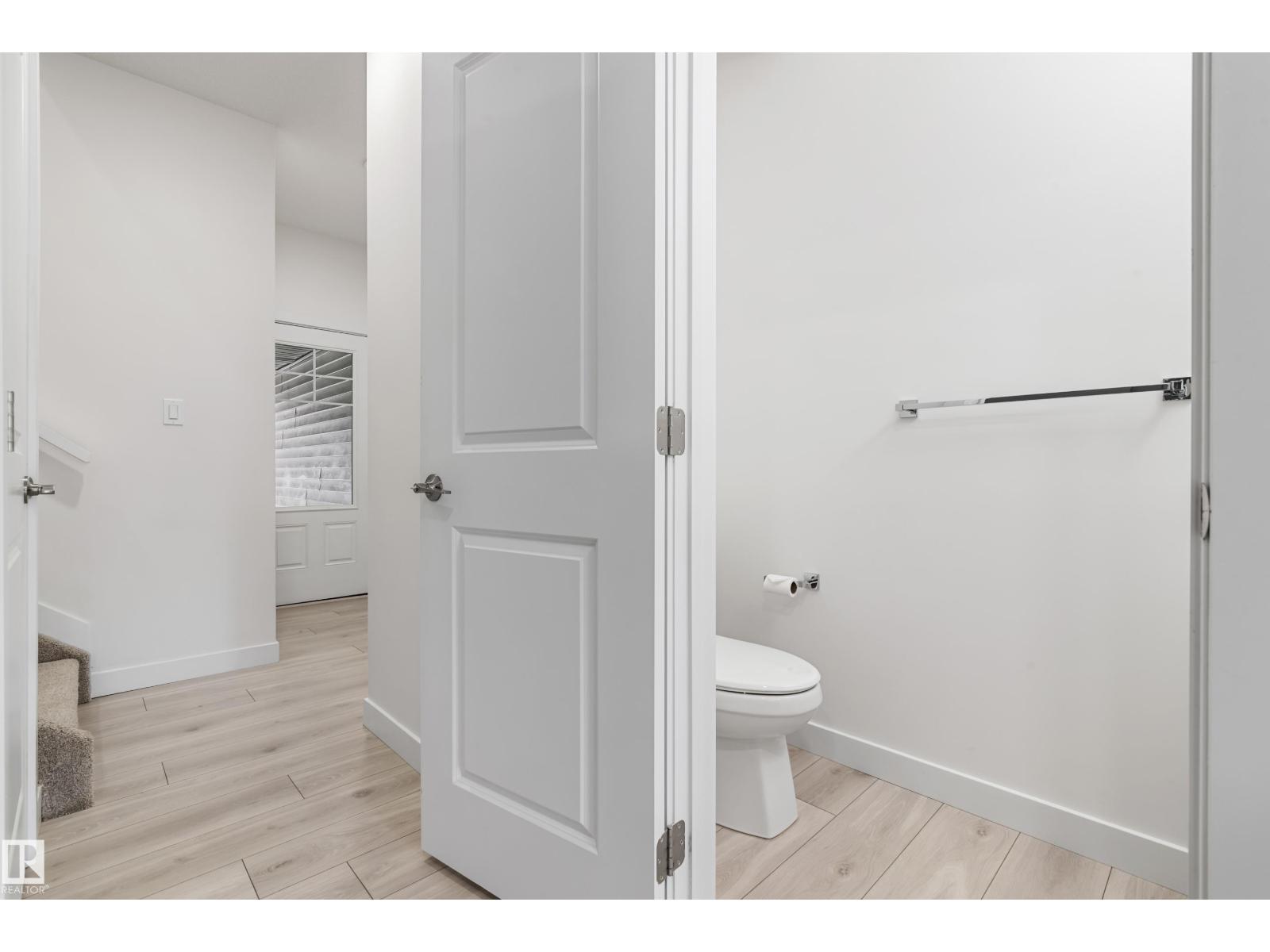 Photo 14 of 20 740 Daniels Wy Sw, Edmonton AB