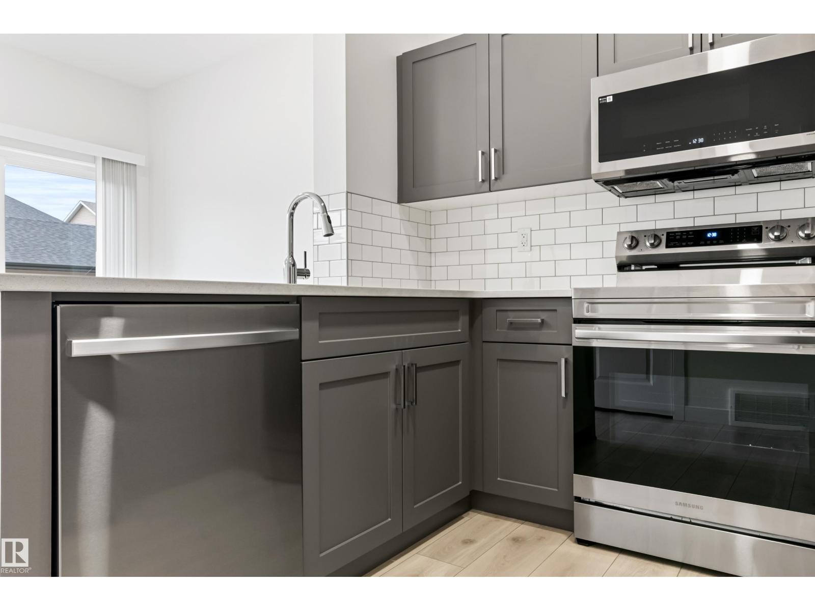 Photo 6 of 20 740 Daniels Wy Sw, Edmonton AB