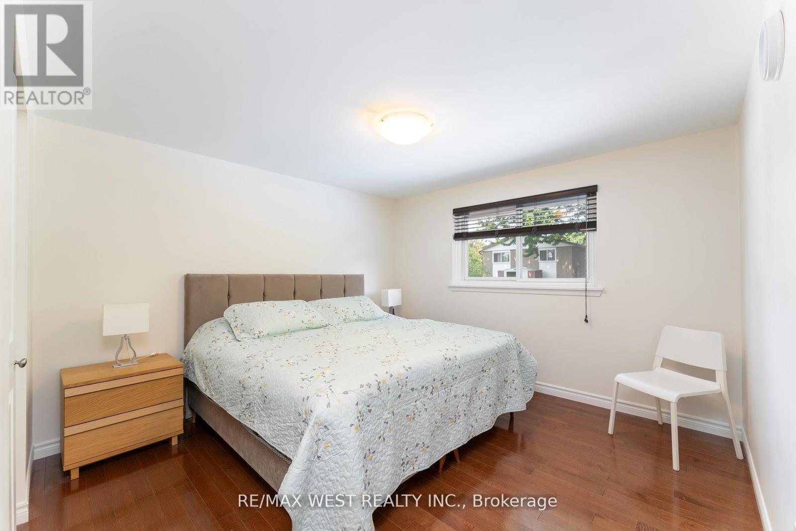 Photo 18 of 44 Fidelia Crescent, Brampton ON