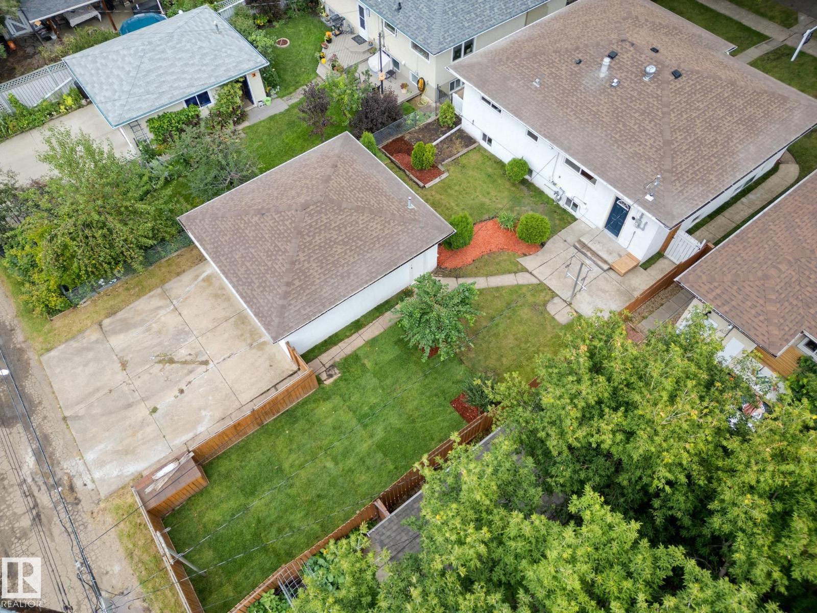 Photo 42 of 10324 78 St Nw, Edmonton AB