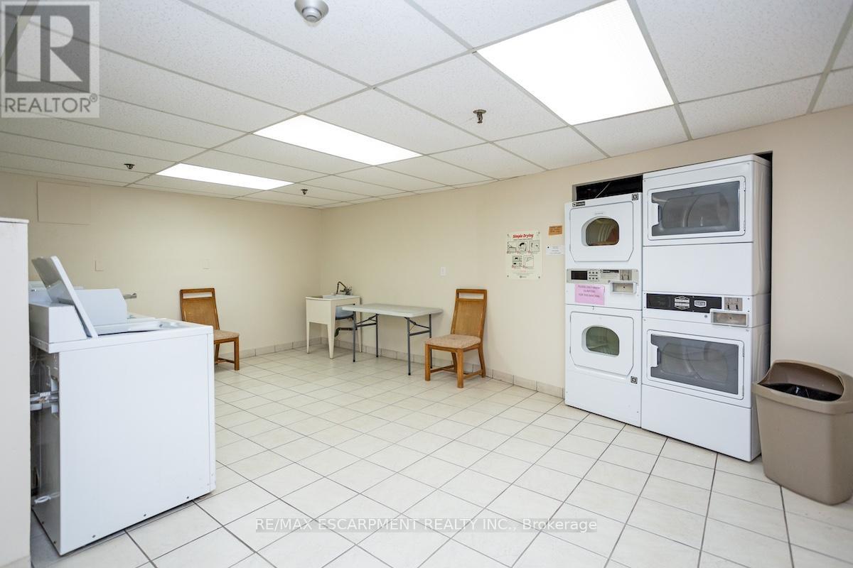 Photo 25 of 120 50 Mississauga Valley Boulevard, Mississauga ON