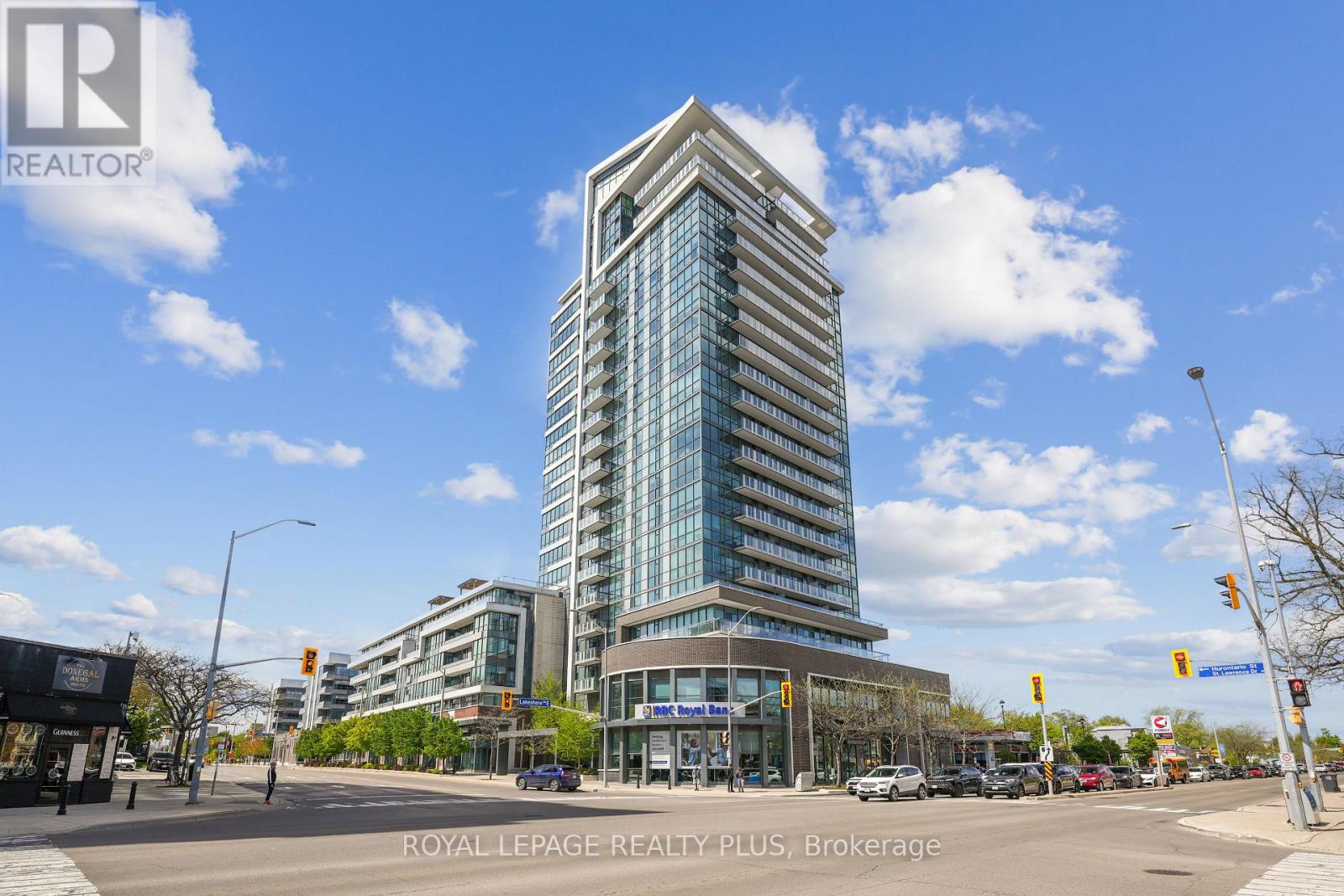 Photo 1 of 403 1 Hurontario Street, Mississauga ON