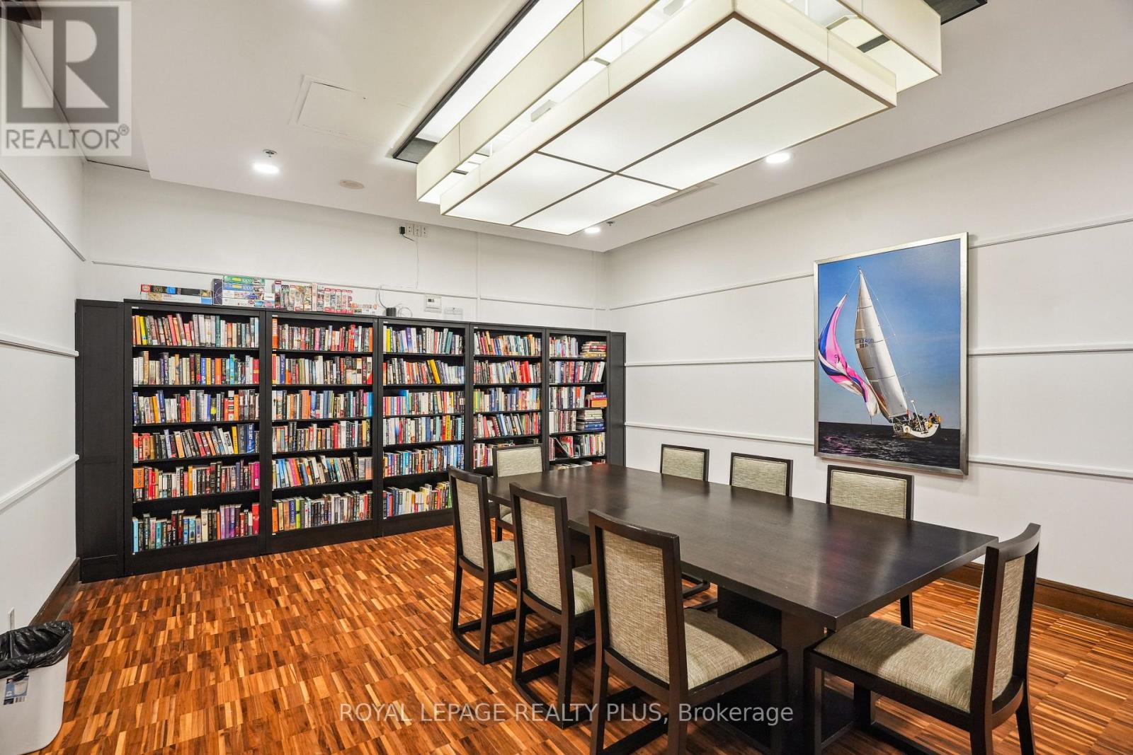 Photo 31 of 403 1 Hurontario Street, Mississauga ON