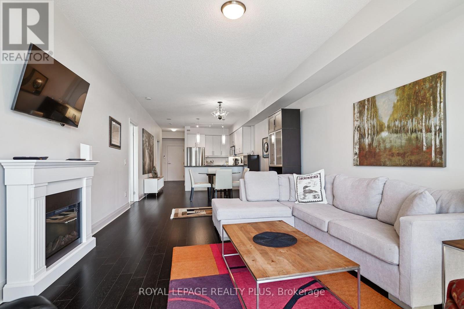 Photo 8 of 403 1 Hurontario Street, Mississauga ON