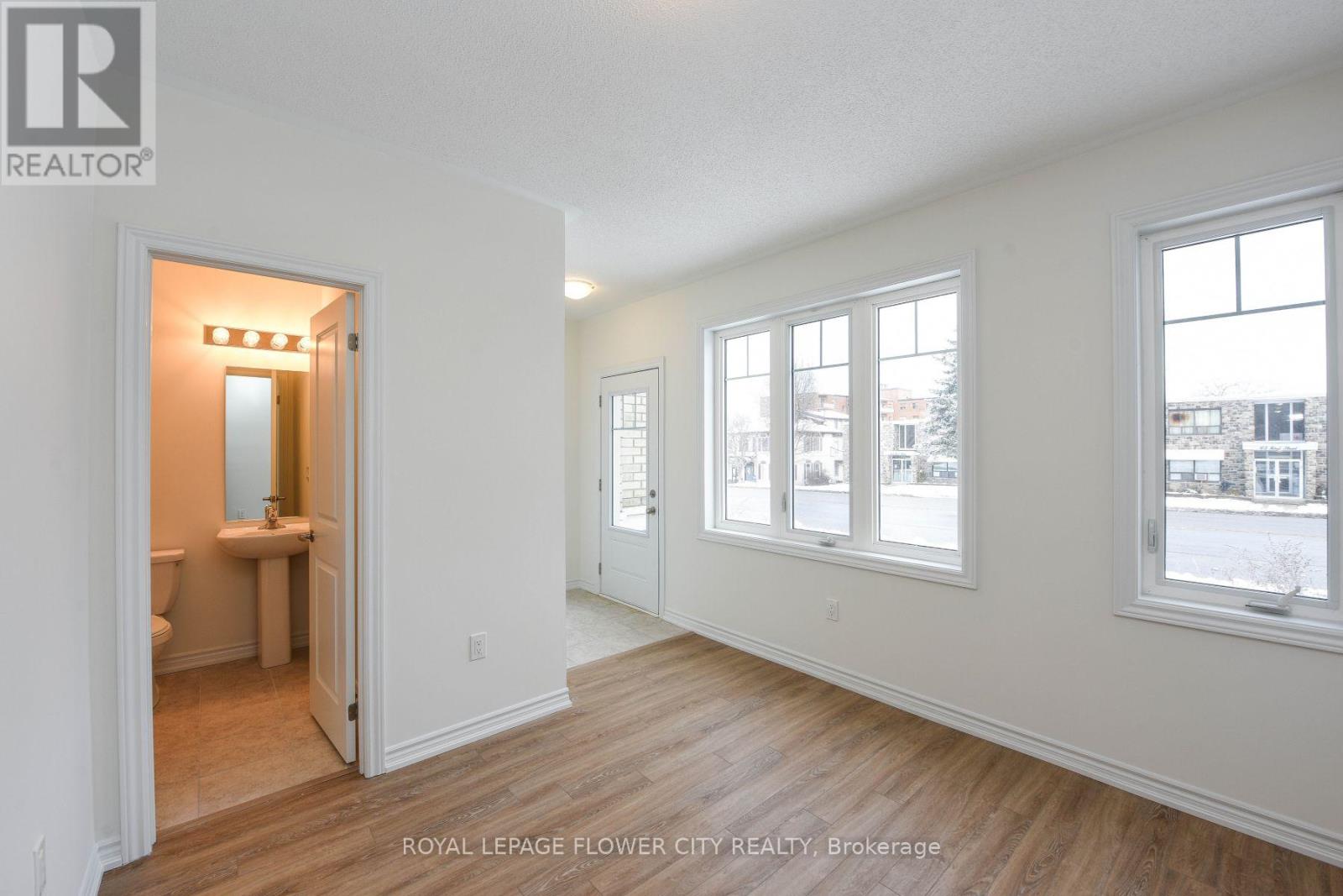 Photo 13 of 5 68 First Street, Orangeville ON