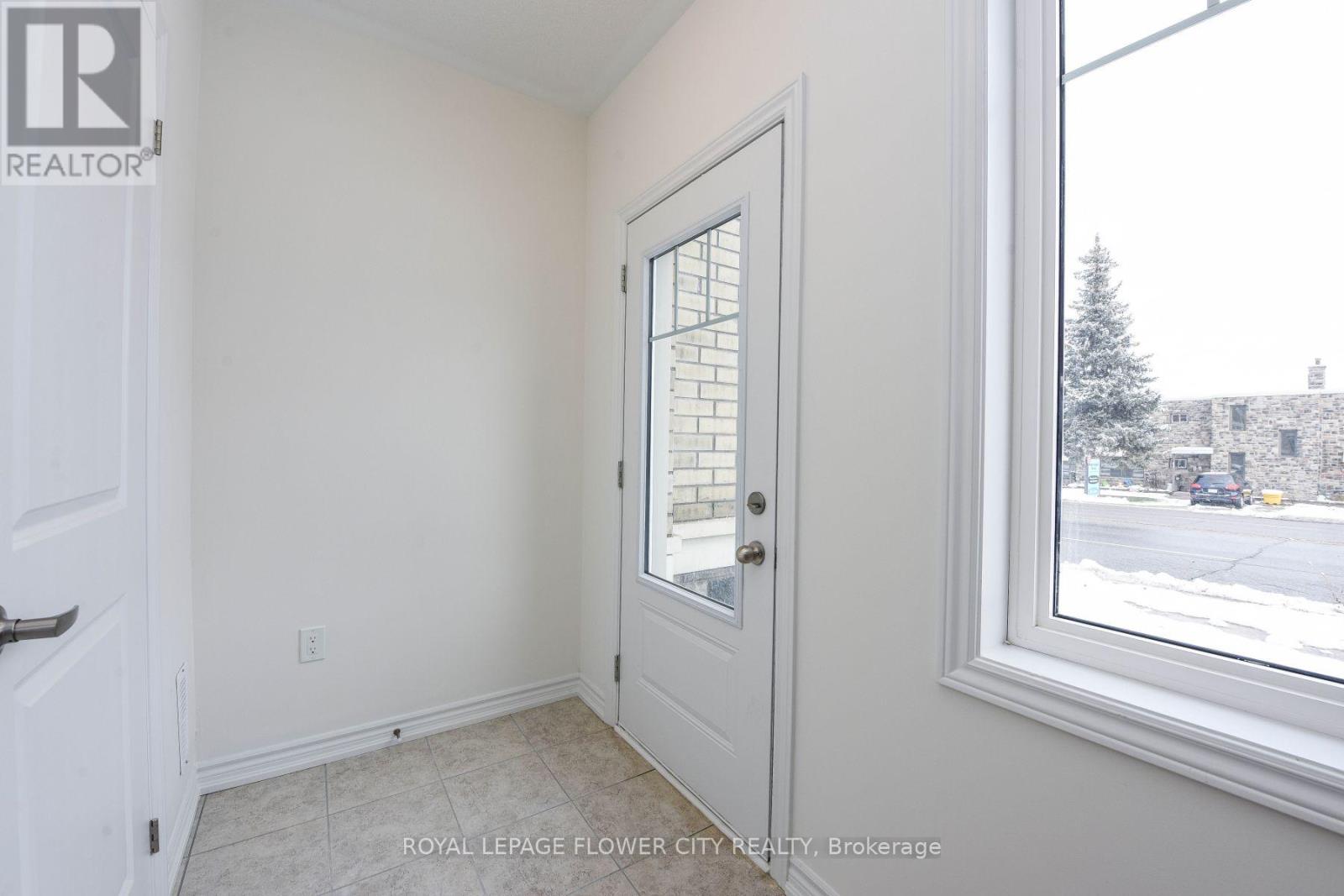 Photo 15 of 5 68 First Street, Orangeville ON