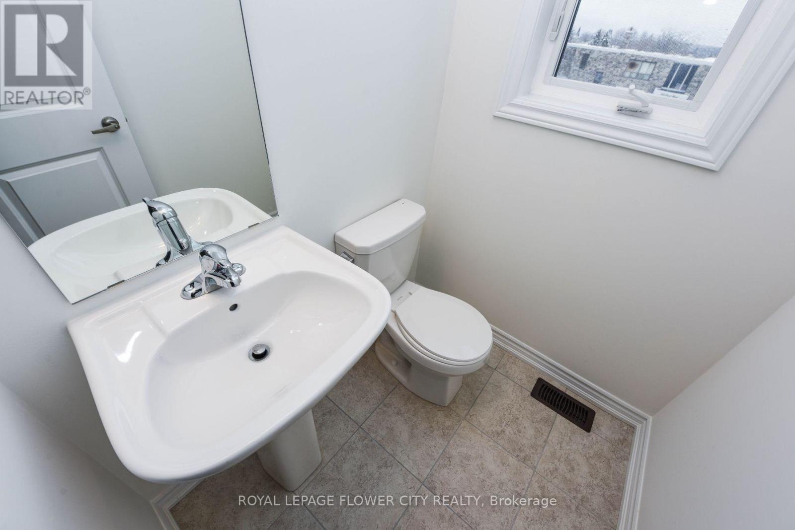 Photo 18 of 5 68 First Street, Orangeville ON