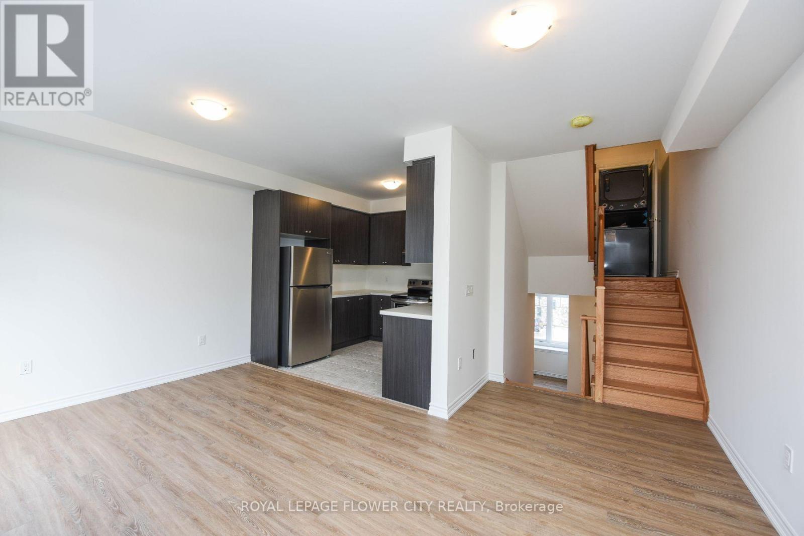 Photo 21 of 5 68 First Street, Orangeville ON