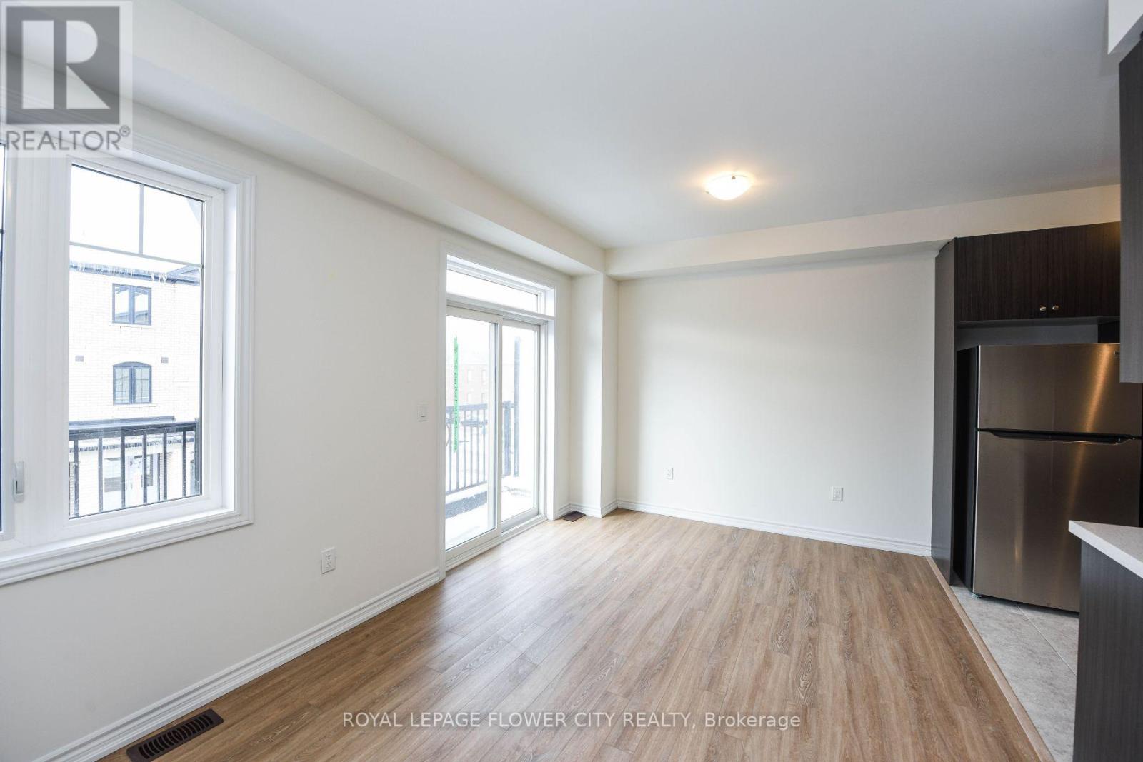 Photo 23 of 5 68 First Street, Orangeville ON