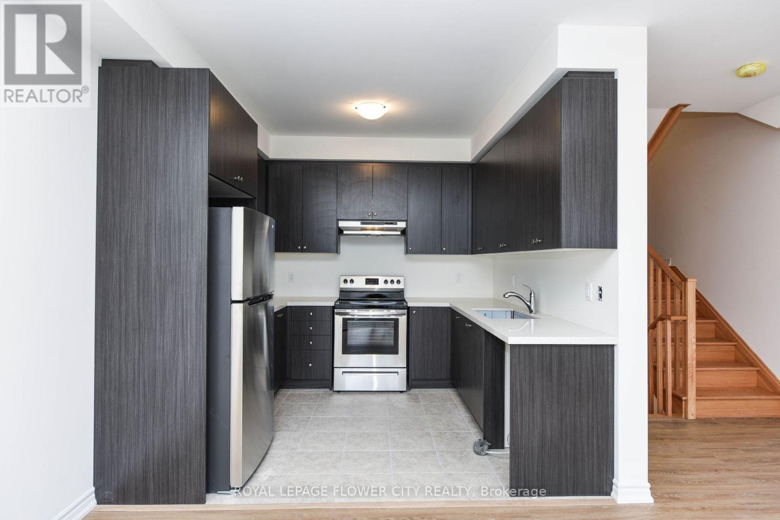 Photo 25 of 5 68 First Street, Orangeville ON