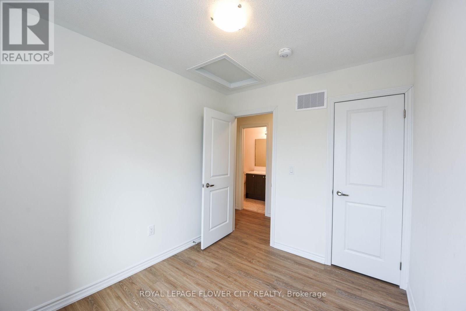 Photo 35 of 5 68 First Street, Orangeville ON