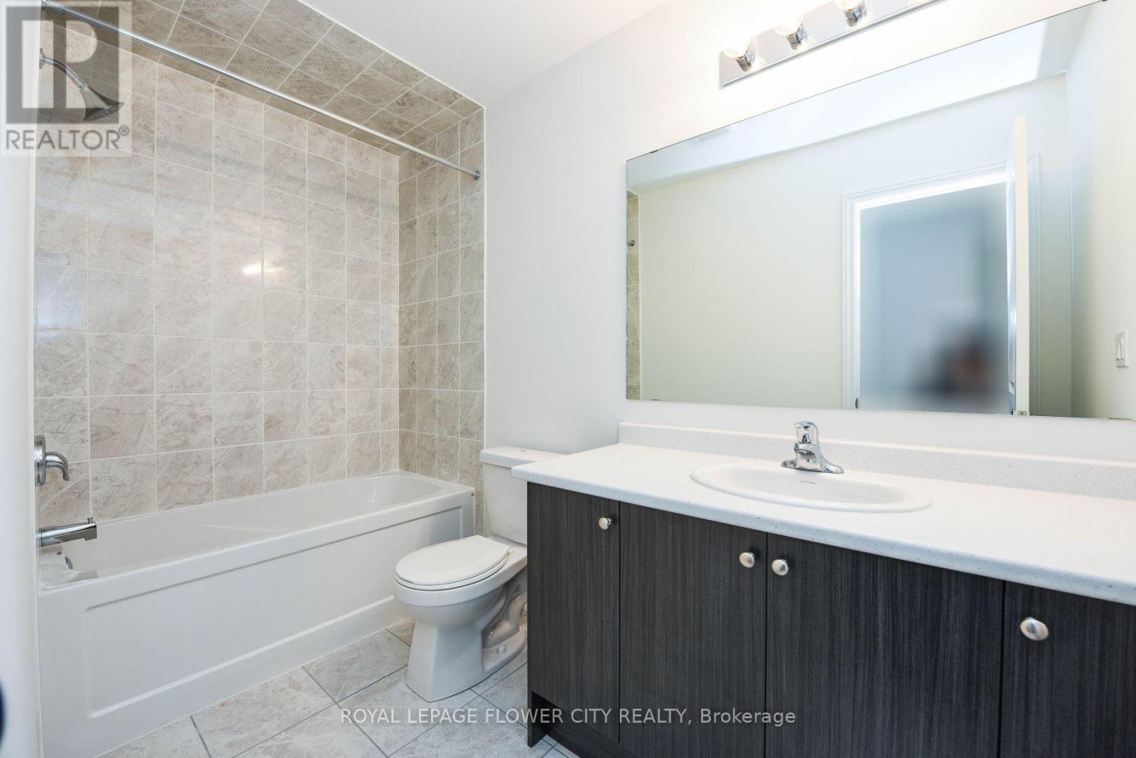 Photo 38 of 5 68 First Street, Orangeville ON