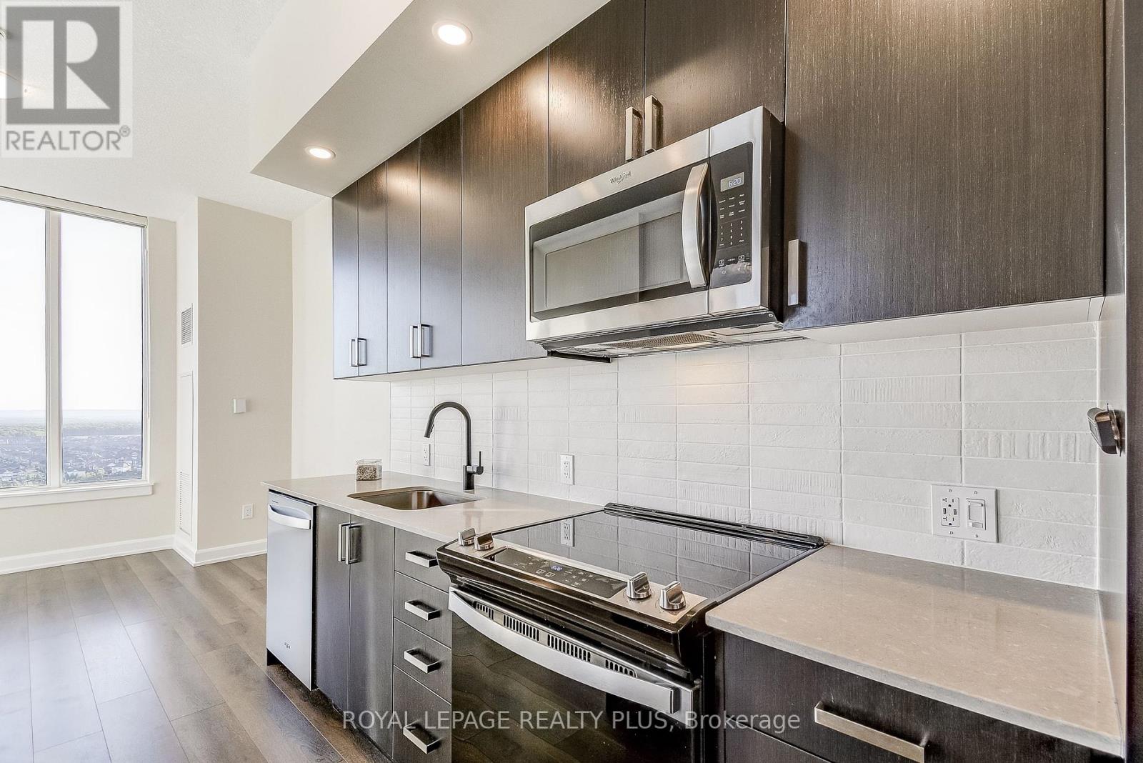 Photo 12 of 2202 3220 William Coltson Avenue, Oakville ON