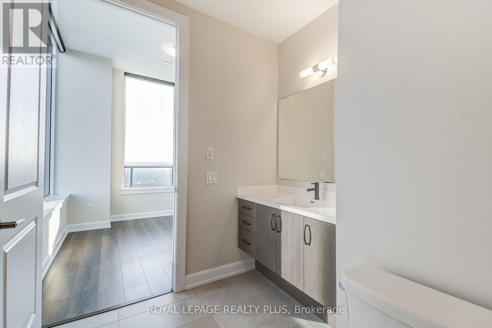 Photo 25 of 2202 3220 William Coltson Avenue, Oakville ON