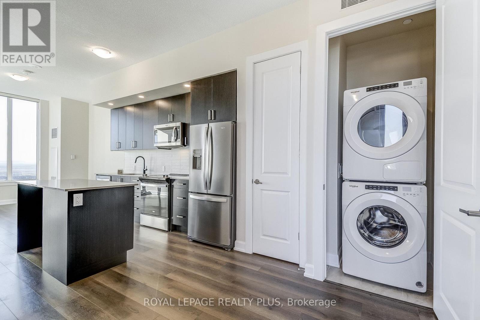 Photo 26 of 2202 3220 William Coltson Avenue, Oakville ON