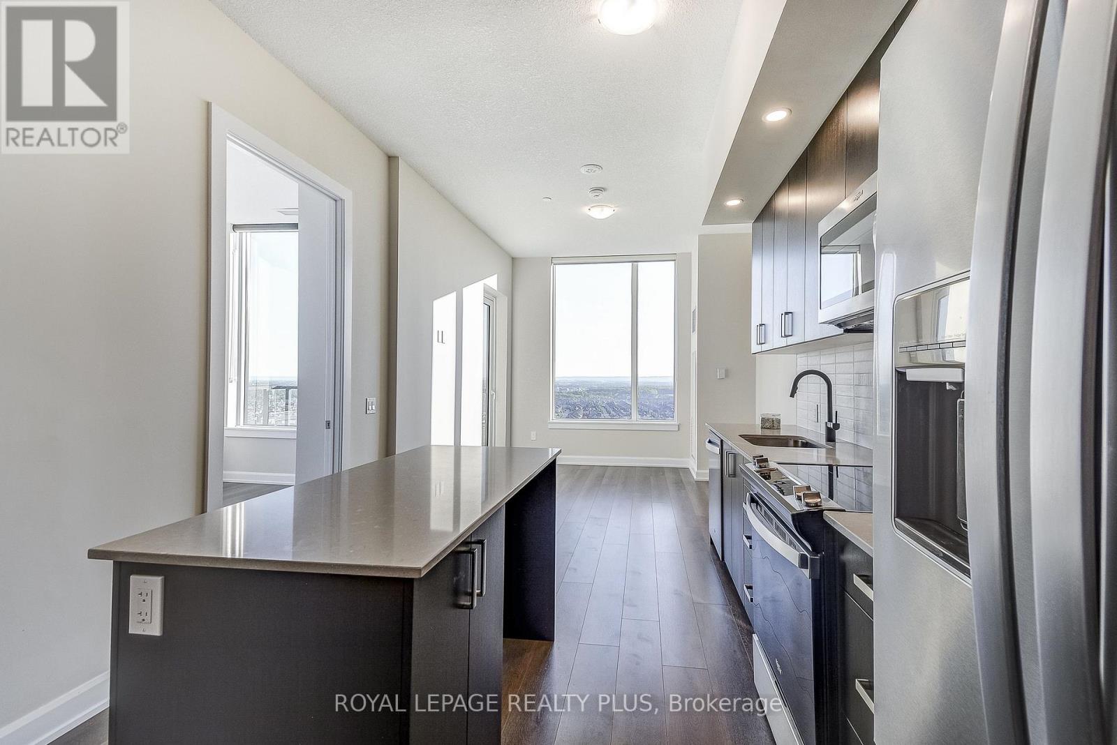 Photo 8 of 2202 3220 William Coltson Avenue, Oakville ON
