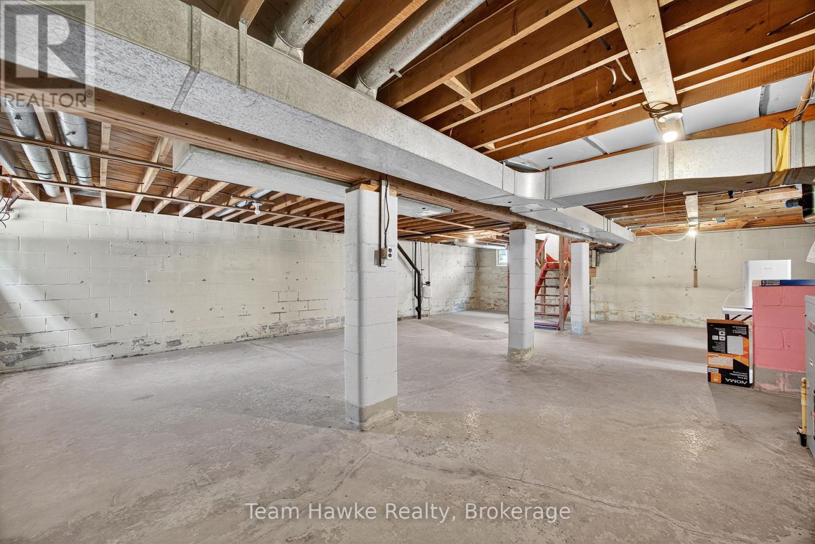 Photo 31 of 303 Scott Street, Midland ON