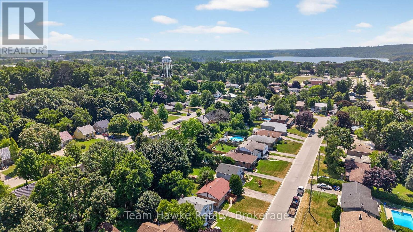 Photo 36 of 303 Scott Street, Midland ON