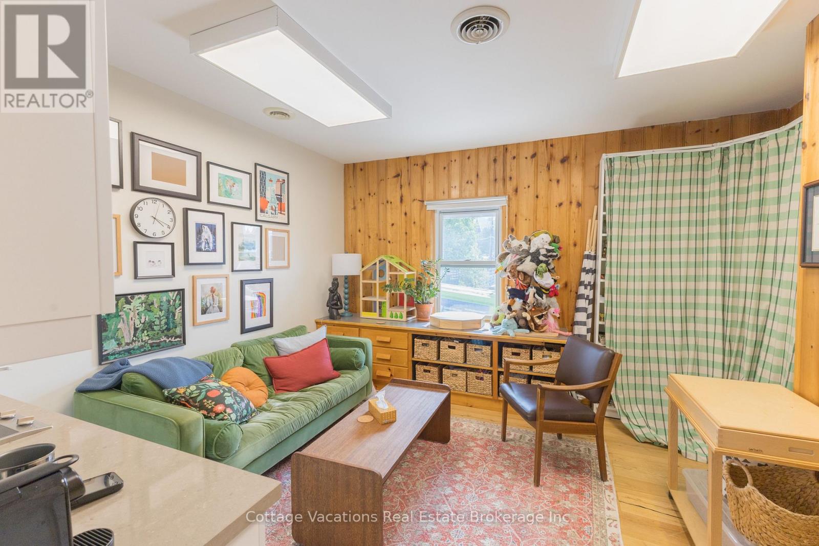 Photo 16 of 10 Brunel Road, Huntsville ON