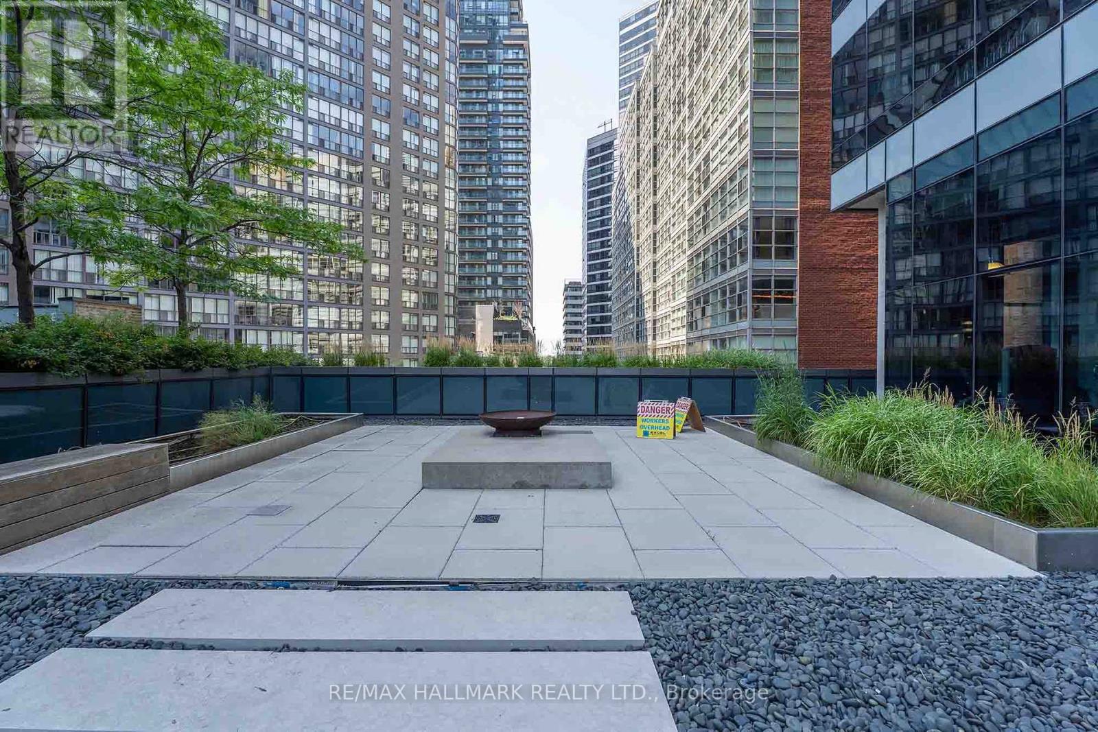 Photo 29 of 2611 5 St Joseph Street, Toronto ON