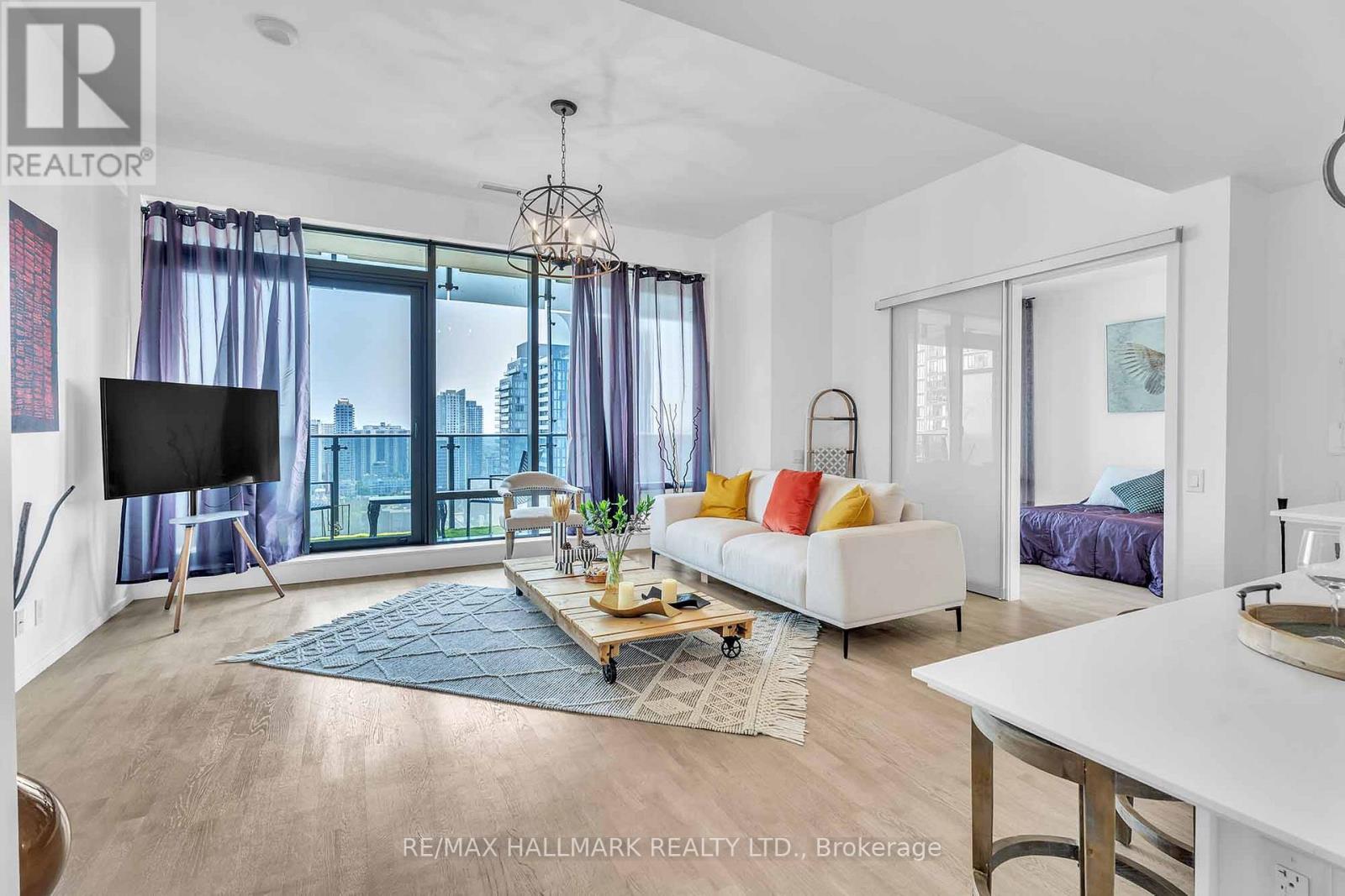 Photo 6 of 2611 5 St Joseph Street, Toronto ON