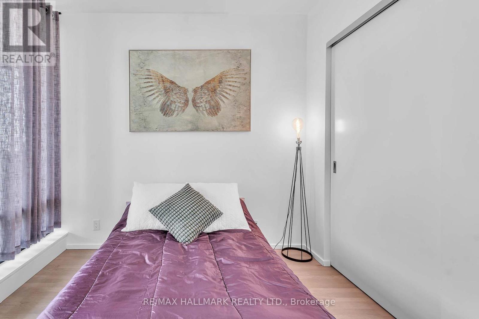 Photo 20 of 2611 5 St Joseph Street, Toronto ON