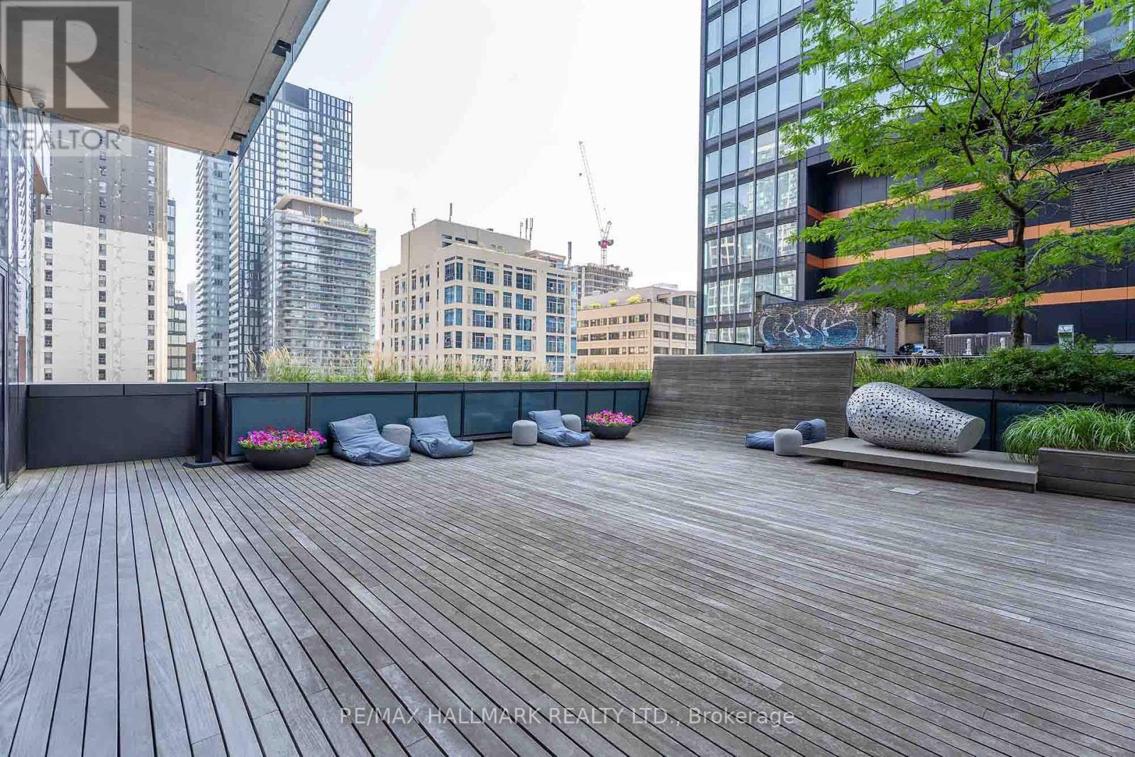Photo 28 of 2611 5 St Joseph Street, Toronto ON
