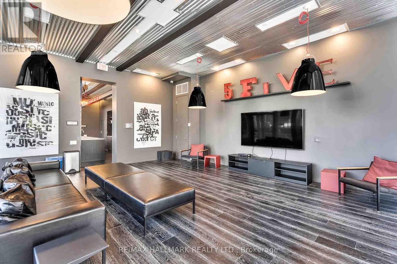 Photo 44 of 2611 5 St Joseph Street, Toronto ON