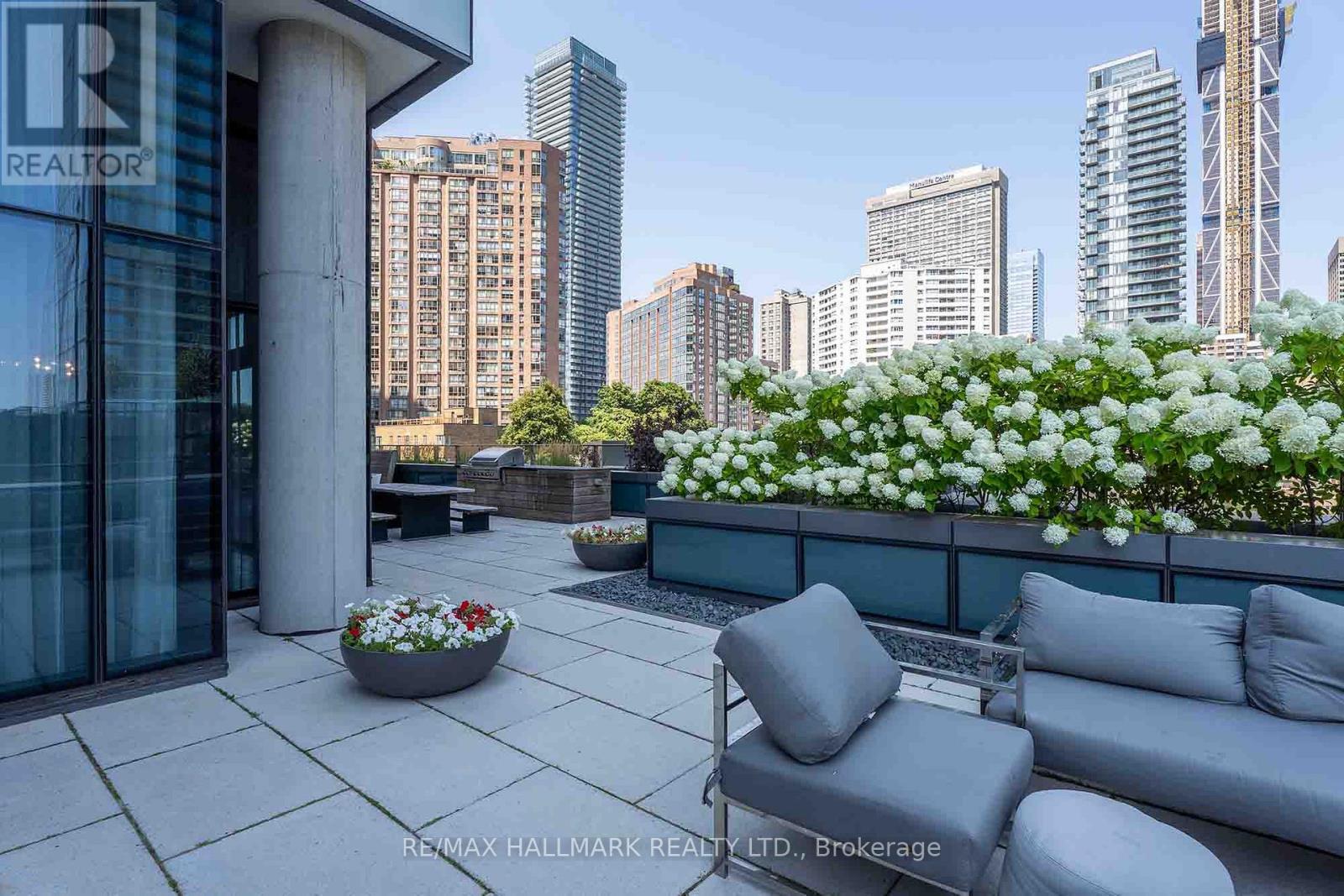 Photo 47 of 2611 5 St Joseph Street, Toronto ON