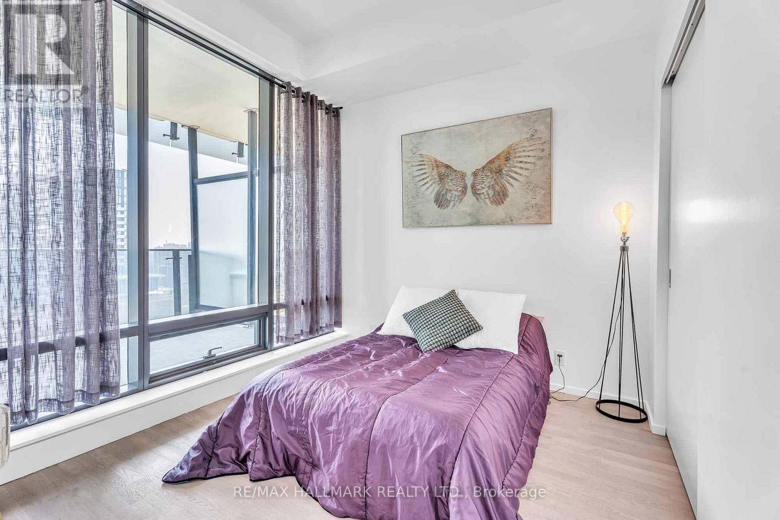 Photo 19 of 2611 5 St Joseph Street, Toronto ON