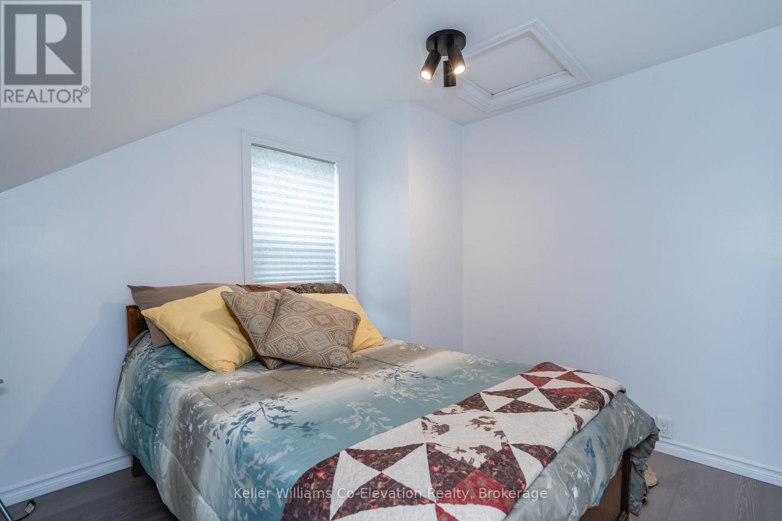 Photo 13 of 13 Toronto Avenue, South River ON