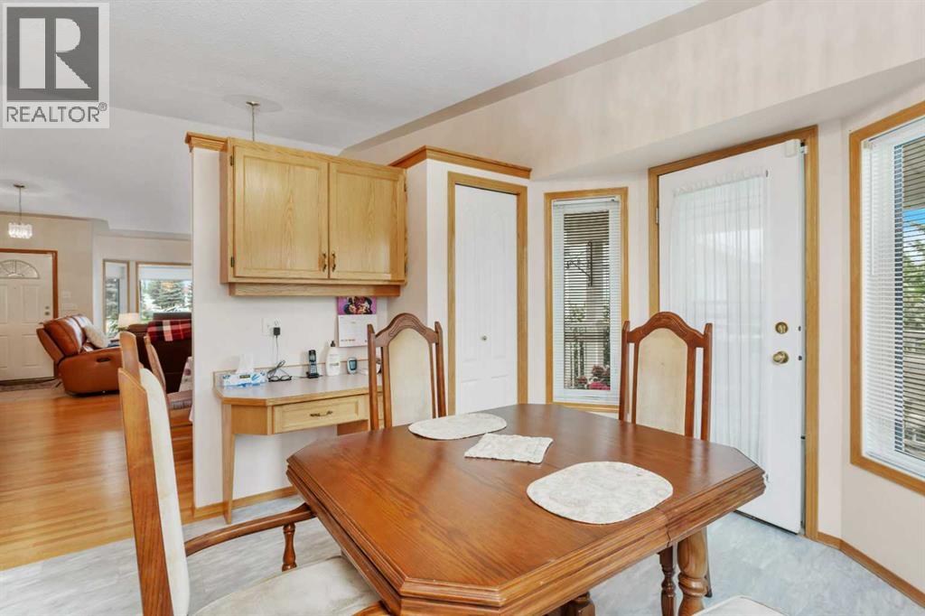 21 Dunn Close, Red Deer