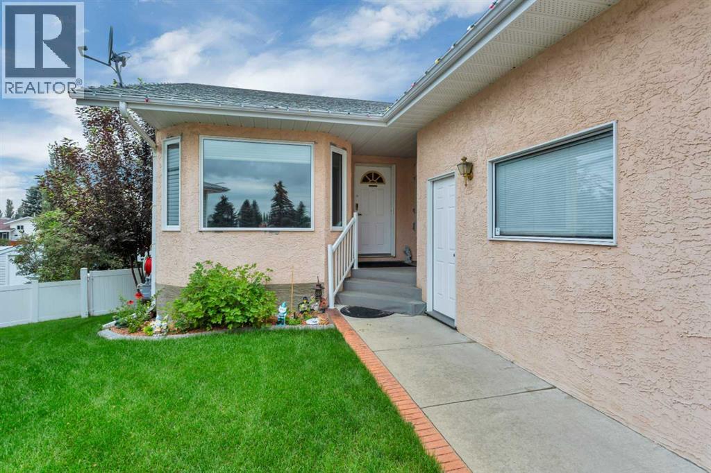 21 Dunn Close, Red Deer