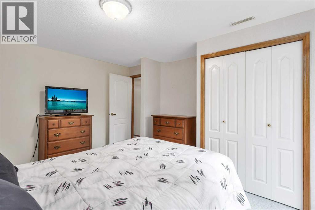 21 Dunn Close, Red Deer