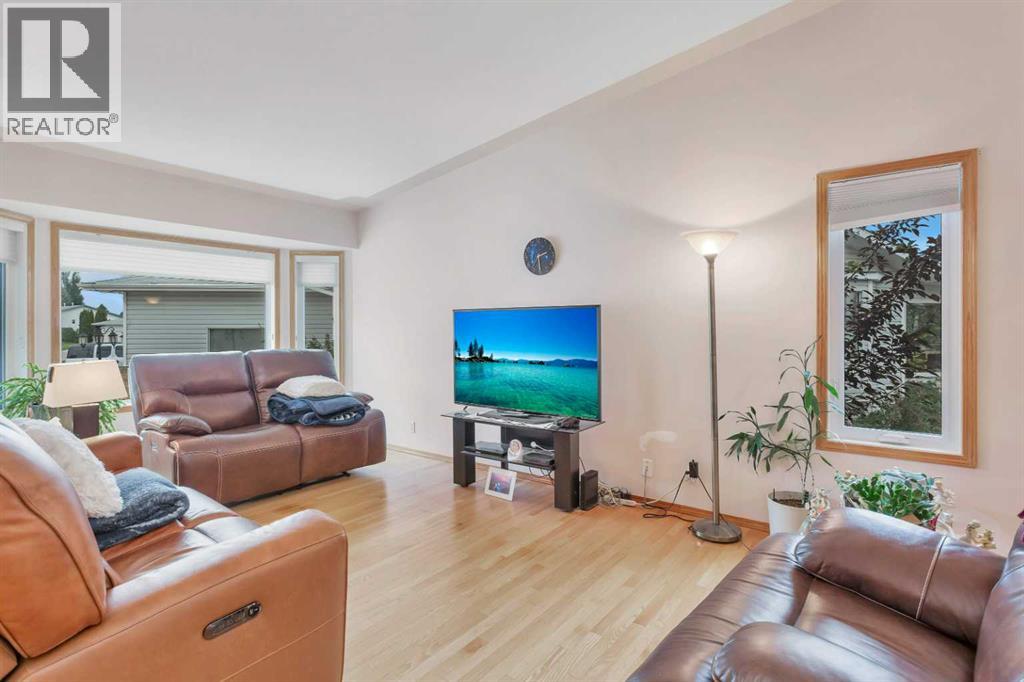 21 Dunn Close, Red Deer